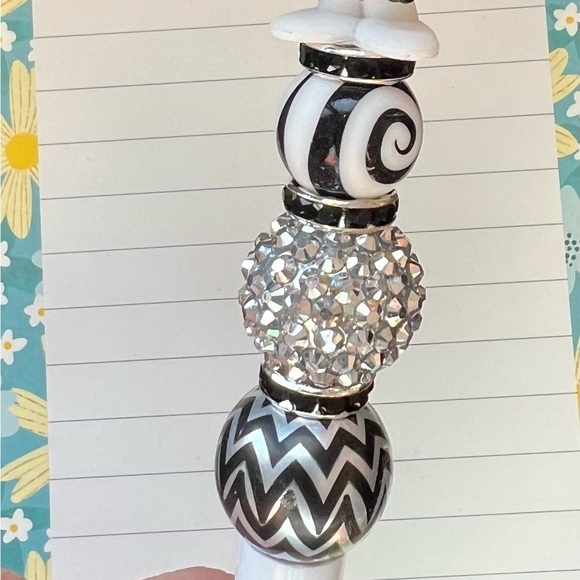 Personalized “Storm Trooper” Beaded Pen - Disney Doorables Star Wars Collection - Picture 4 of 5